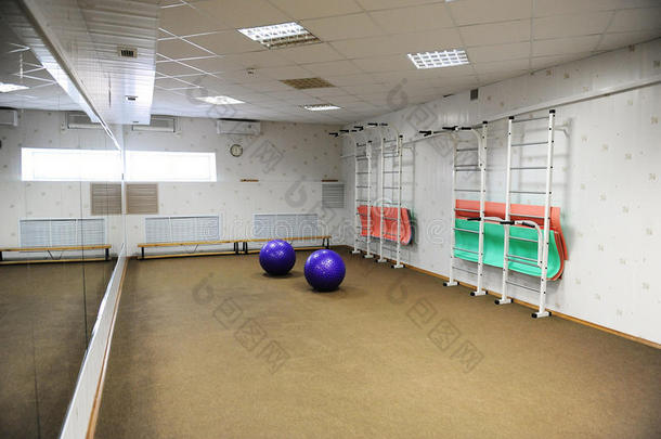 空的运动健身健身房用于锻炼