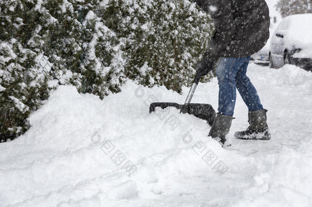 铲雪