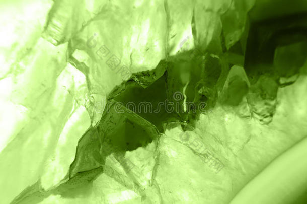 抽象背景-绿色玛瑙片矿物宏观潘通<strong>绿色植物</strong>