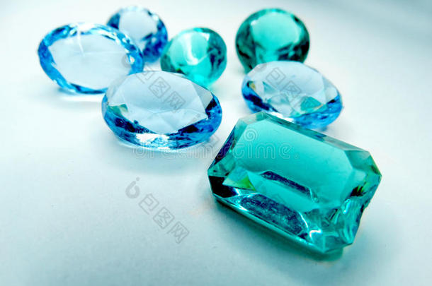 宝石晶体蓝宝石钻石宝石