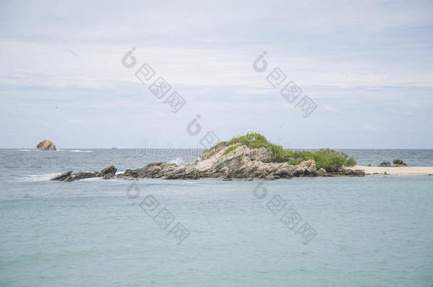 泰国湾一个无人居住的小岛屿。