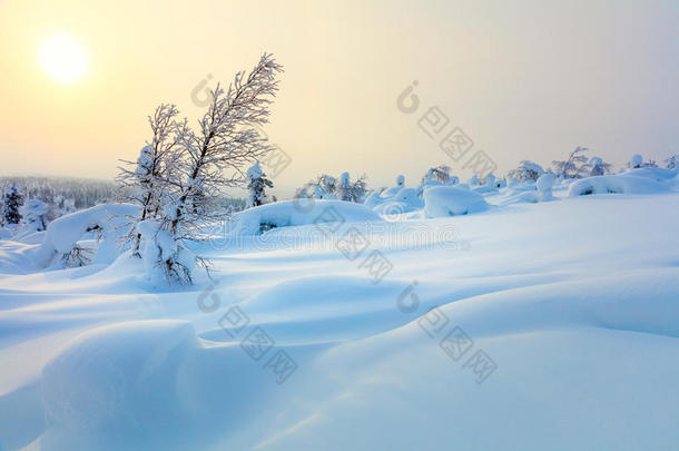 大雪北方冬季日落景观