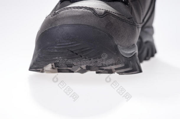 灰色<strong>冬季鞋</strong>与灰色跑步鞋底