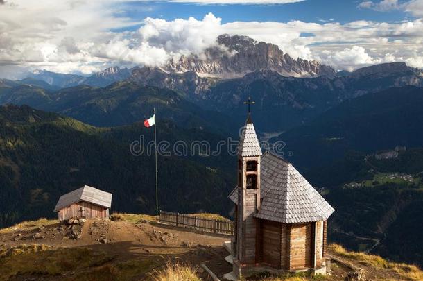 山顶上的教堂或教堂