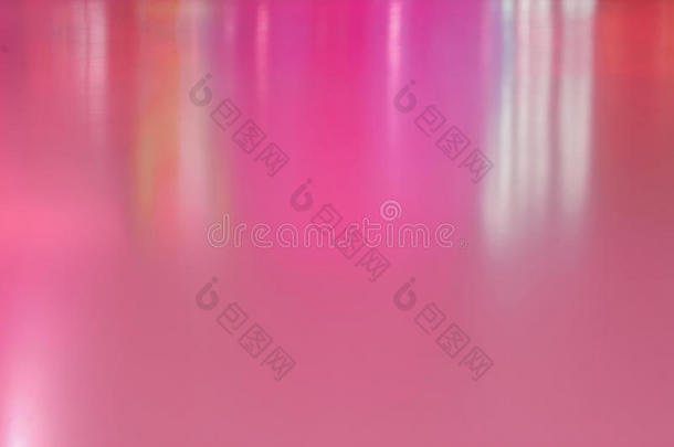 抽象背景艺术设计生动的粉红波与真实的反射光。