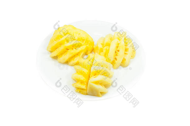 新鲜菠萝水果在盘子上白色分离在白色