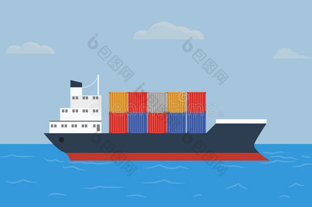 货物集装箱船在蓝海运输集装箱。