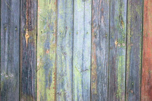 绿色灰色油漆木板可作为背景。 乡村的，破旧的小鸡木背景。 陈年木板图案。 伍德