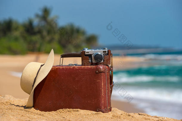 到达行李海滩照相机案例