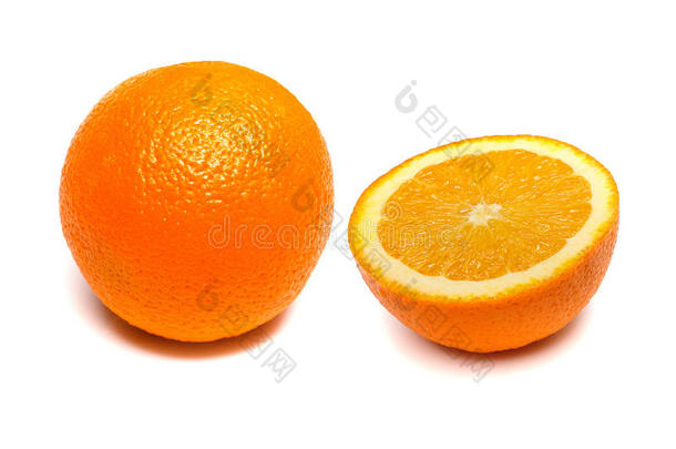 白色背景上的整个橙色和半个橙色