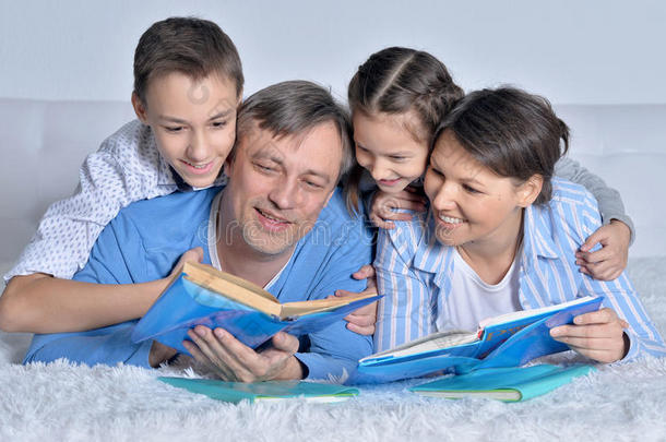 家庭阅读书籍