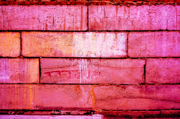 彩色砖墙图案，彩绘砖块为城市纹理