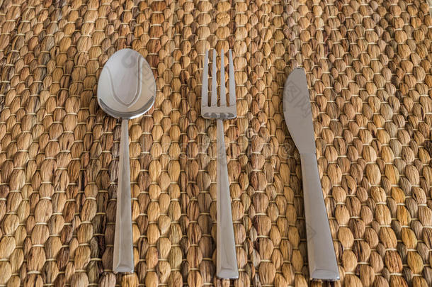 刀叉、刀和勺子餐具