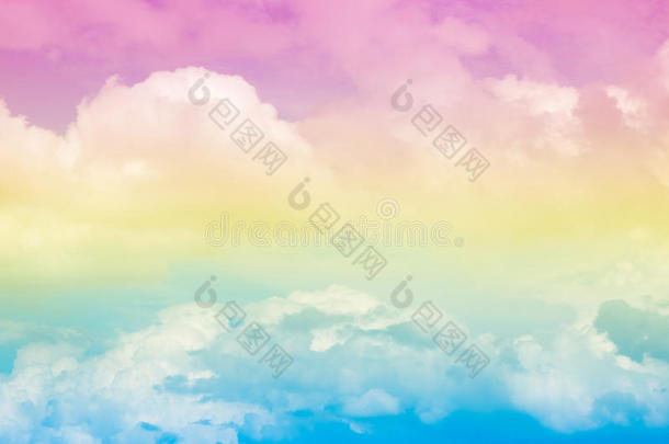 抽象的艺术柔和的色彩彩云天空为背景