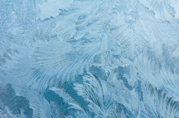 冬天窗户上结冰的冰纹