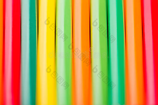 各种彩色铅笔。 彩色绘图铅笔。 各种颜色的彩色绘图铅笔