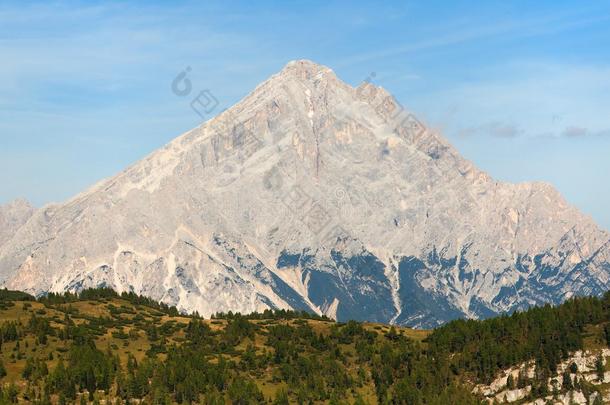 阿尔卑斯山安特劳地区乡村白云石