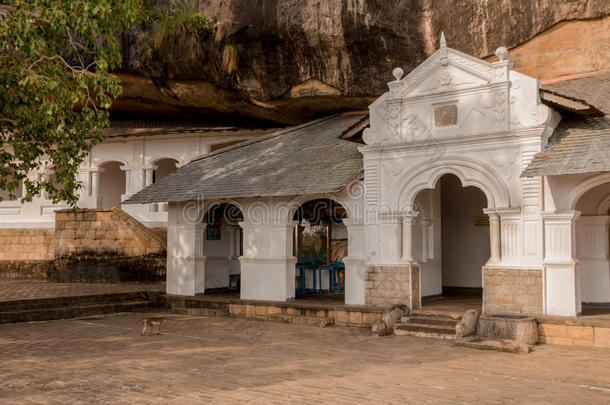 达姆布拉古庙
