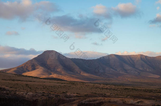 富特文图拉岛火山景观