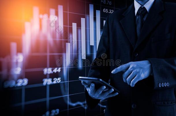 数字股票市场财务指标背景下的商人。基于led的数字商务与股市财务指标