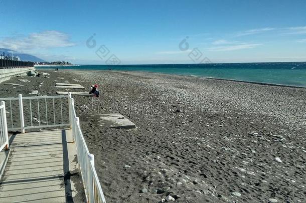 海湾海滩黑色木板路海岸