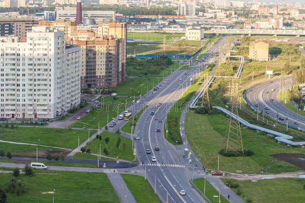 城市圣彼得堡住宅区道路景观