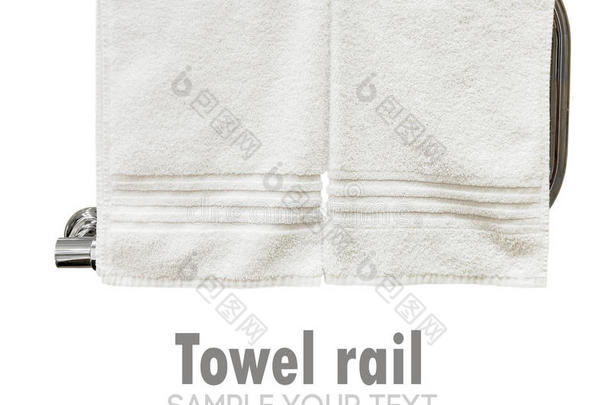 在加热的毛巾上干燥干净的毛巾