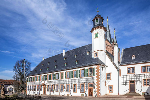 著名的本尼迪克特修道院在塞利根施塔特，德国