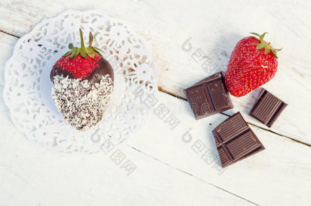 酒吧浆果糖果巧克力巧克力草莓