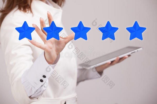 五星级评级或排名，标杆概念。 女人评估服务，酒店，餐厅