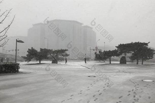 北京东单广场下雪冬天