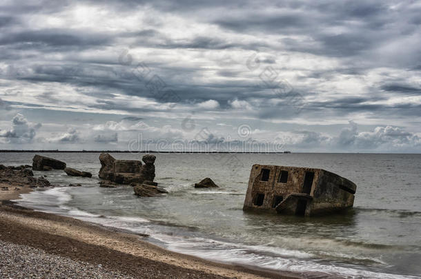 波罗的海海滩建筑多云的海岸