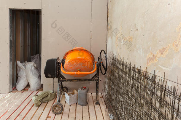 电动混凝土搅拌机在公寓装修和施<strong>工期</strong>间