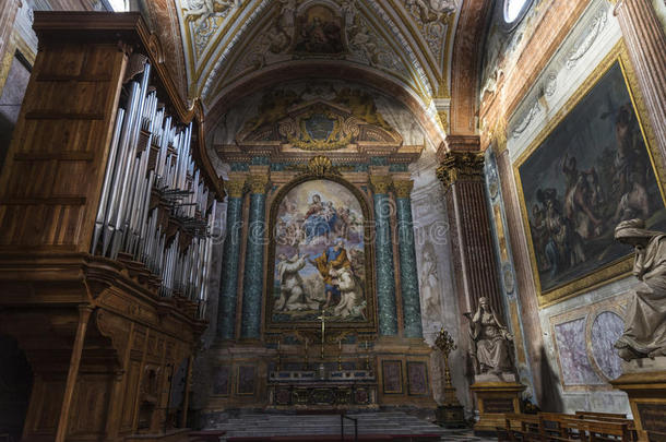 意大利罗马圣玛丽教堂的天使和烈士们