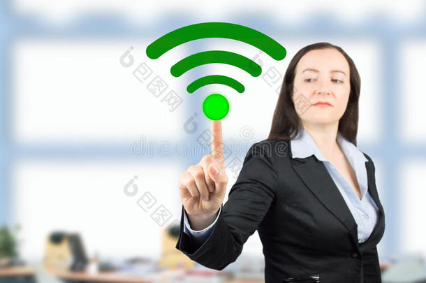 连接白板上的<strong>wifi</strong>连接白板上的<strong>wifi</strong>