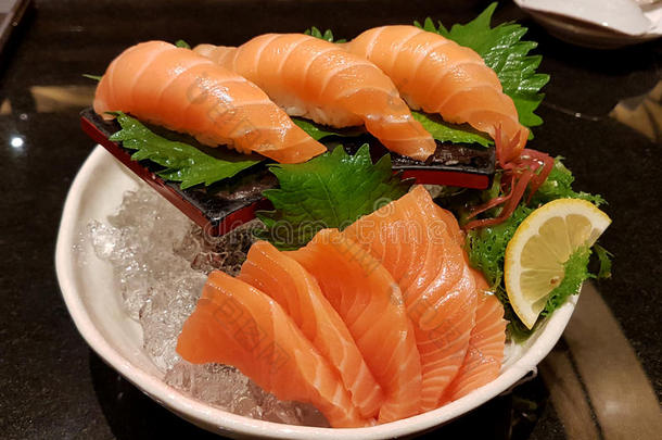 烹饪<strong>鱼食</strong>物健康的日本