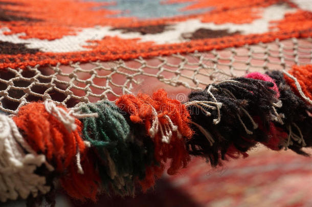 手工做的地毯。 传统的羊毛手做地毯
