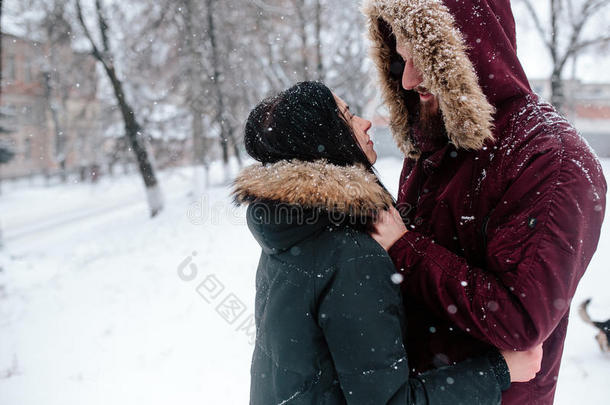 活动成人<strong>有</strong>吸引力的美丽的<strong>男朋友</strong>