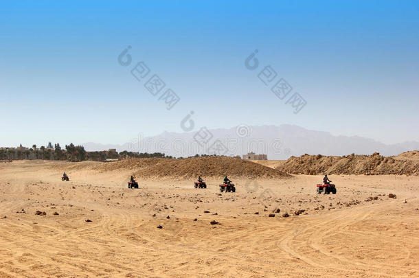 埃及的马车狩猎。 极端<strong>越野赛车</strong>。