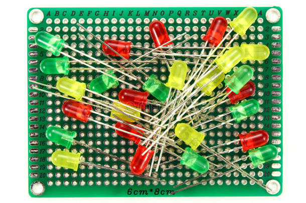 白色<strong>背景</strong>上的彩色<strong>LED</strong>二极管