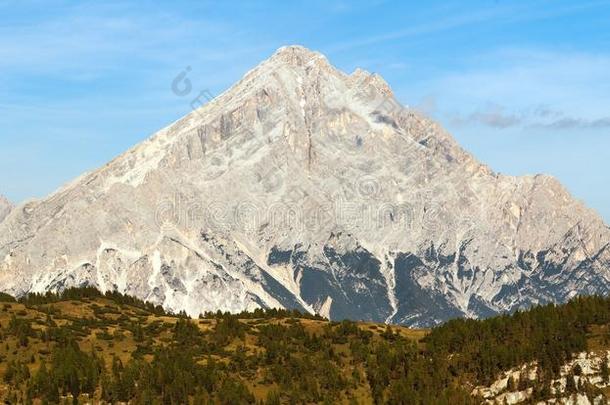 阿尔卑斯山安特劳地区乡村白云石