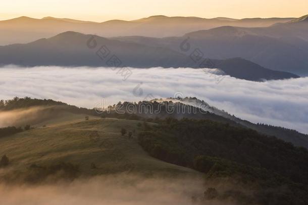 多彩的山景，美国旅行，美丽的世界