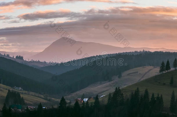 多彩的山景，美国旅行，美丽的世界