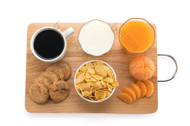 早餐-欧式早餐，水果，谷类食品和橙汁