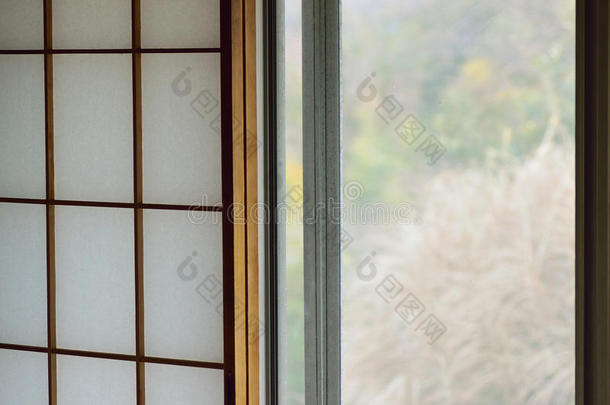 日本木窗框的面纸背景纹理