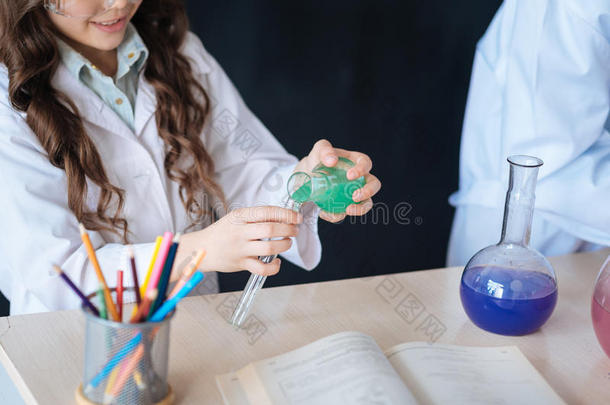 生物工程生物技术脑灯泡随便的