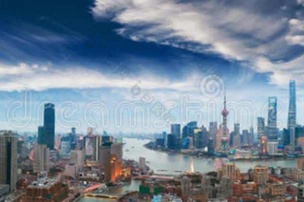 上海外滩全景天际线航空摄影