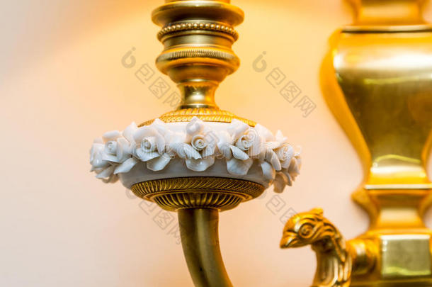 装饰白瓷玫瑰的细节