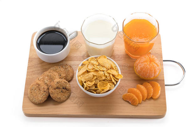 早餐-欧式早餐，水果，谷类食品和橙汁