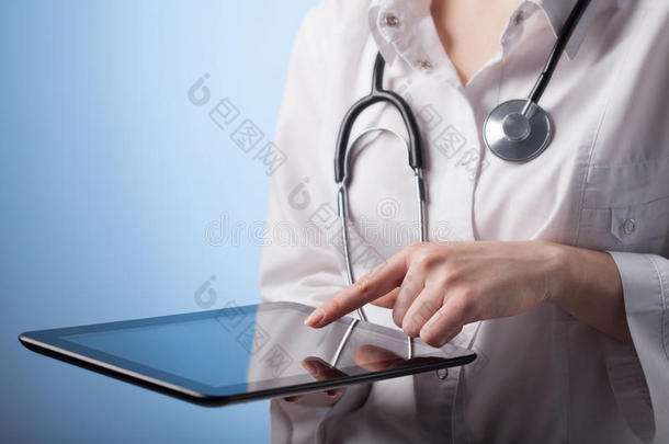 医生iPad健康医疗诊所工作人员现代